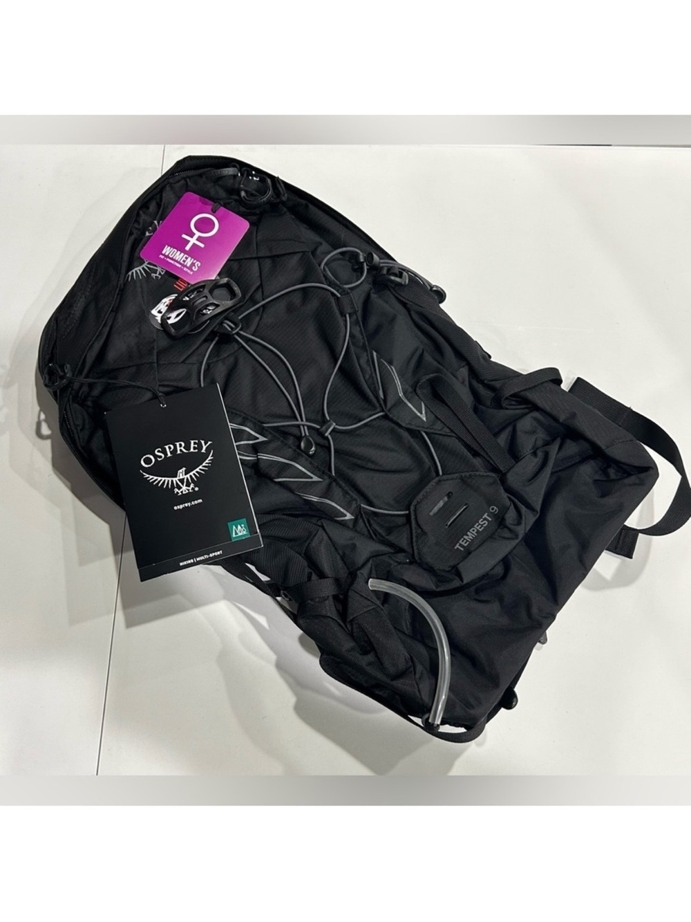 Osprey Women's Tempest 9 Hiking Pack Backpack Black NWT M/L Lightweight Pack